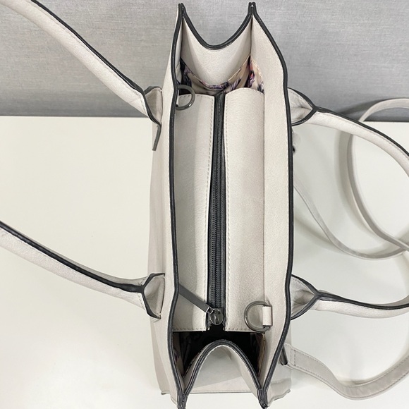 Mix No. 6 Light Gray Pebbled
Satchel Handbag - Picture 5 of 8